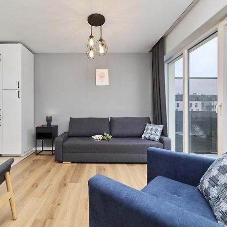 Jagodno Wroclaw Kajdasza Studio Z Bezplatnym Garazem By Noclegi Renters Extérieur photo