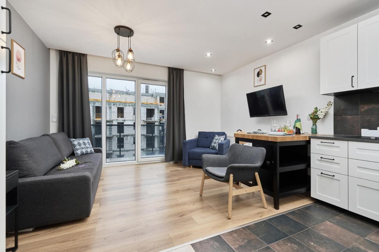 Jagodno Wroclaw Kajdasza Studio Z Bezplatnym Garazem By Noclegi Renters Extérieur photo