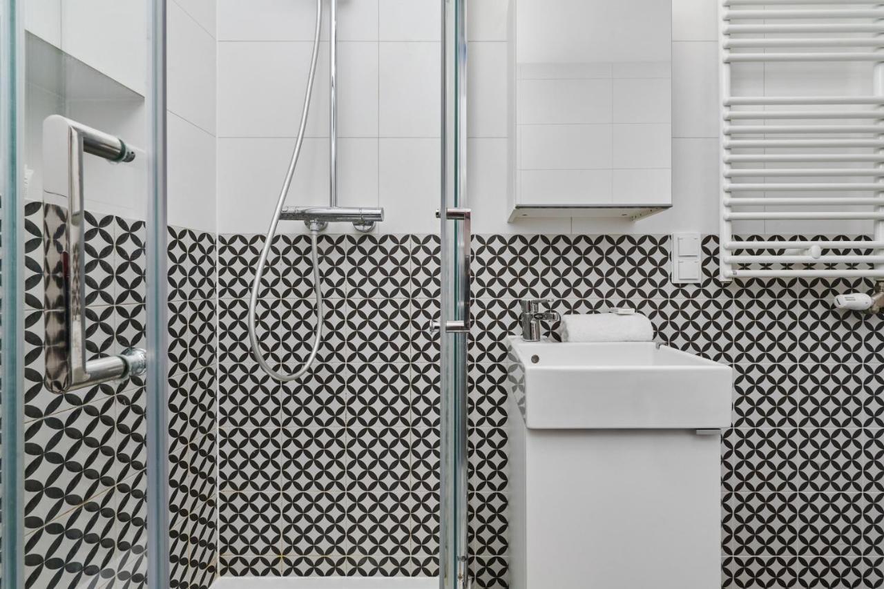 Jagodno Wroclaw Kajdasza Studio Z Bezplatnym Garazem By Noclegi Renters Extérieur photo